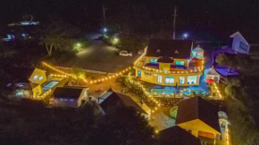 Dengdeng Pool Villa Pension